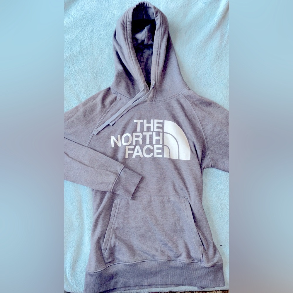 Women’s North Face Hoodie
